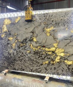 Thạch anh xuyên sáng