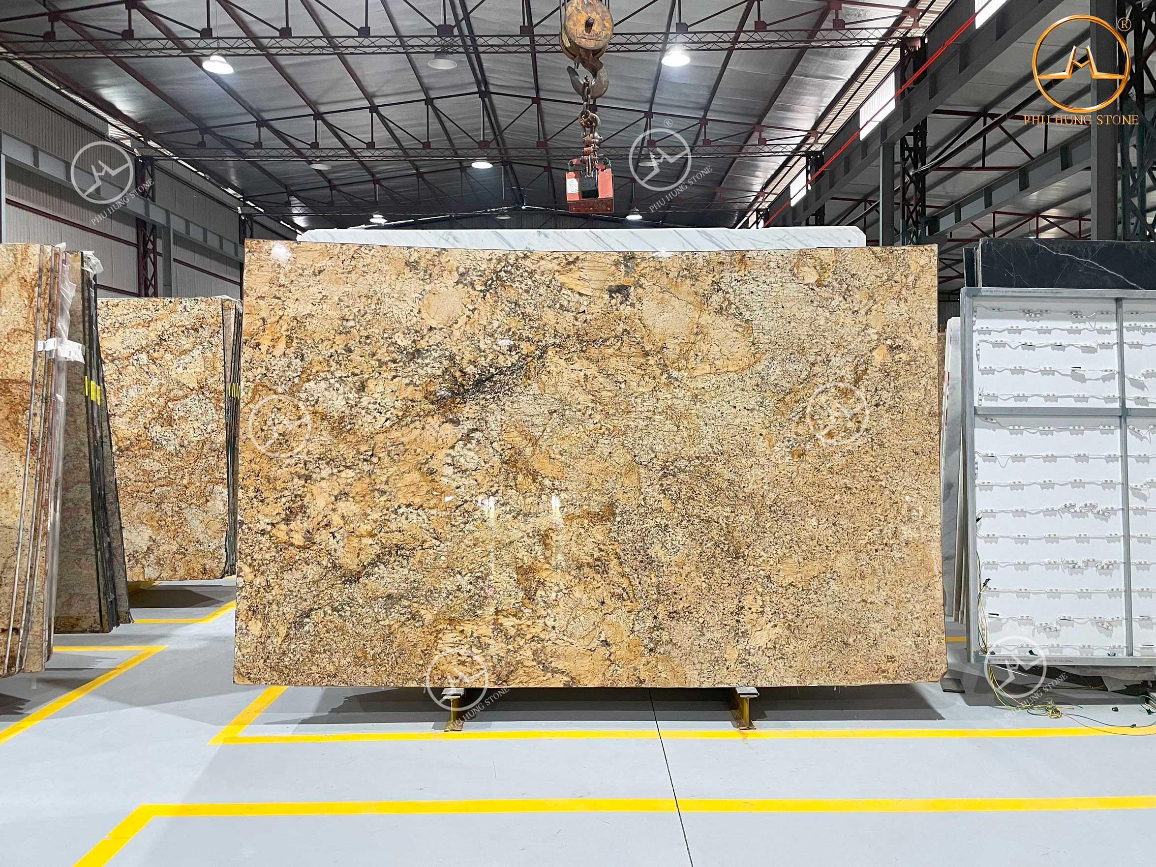 Đá Granite màu vàng